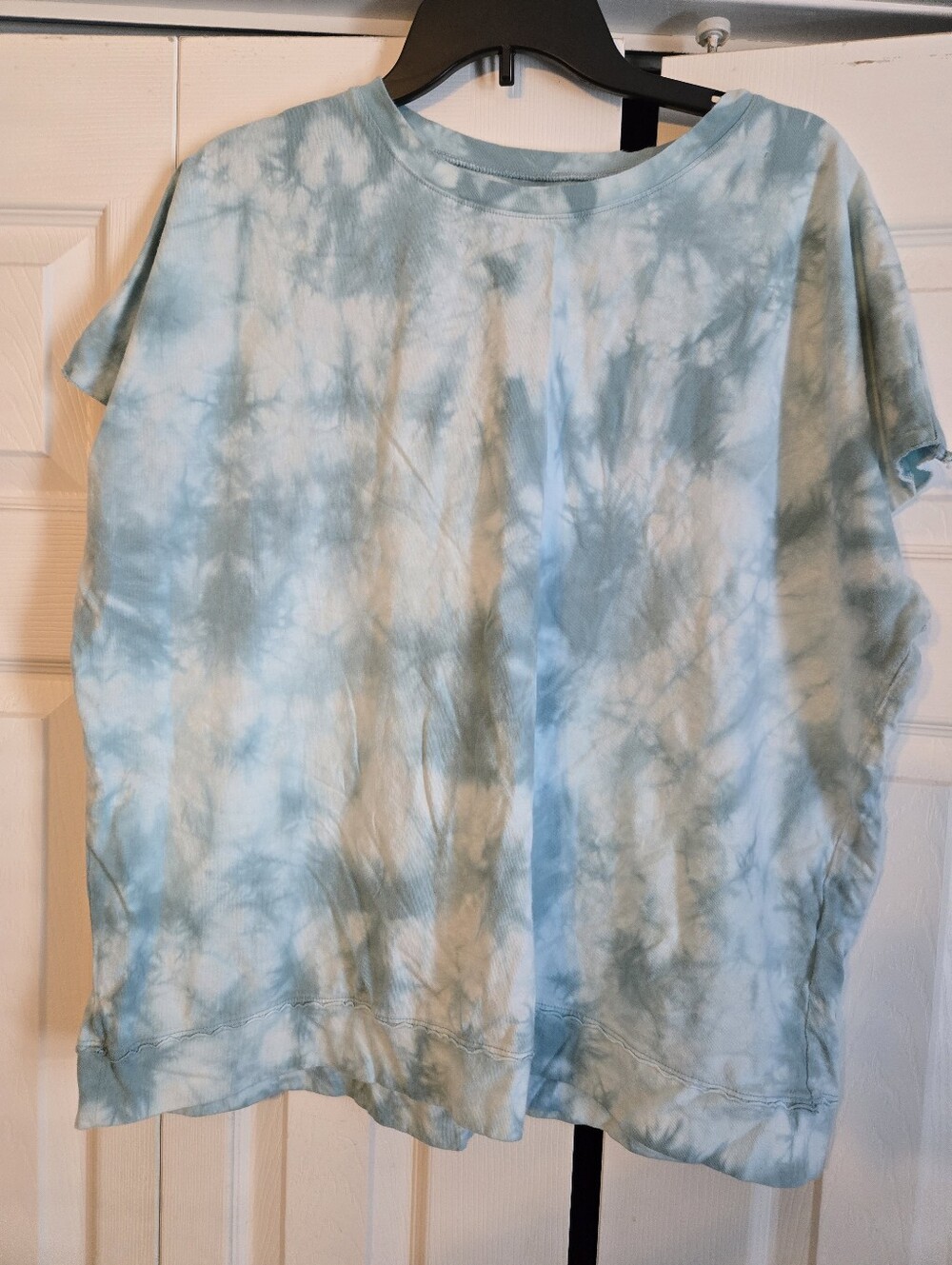 Womens Time & Tru  Tie-Dye Short Sleeve Tee